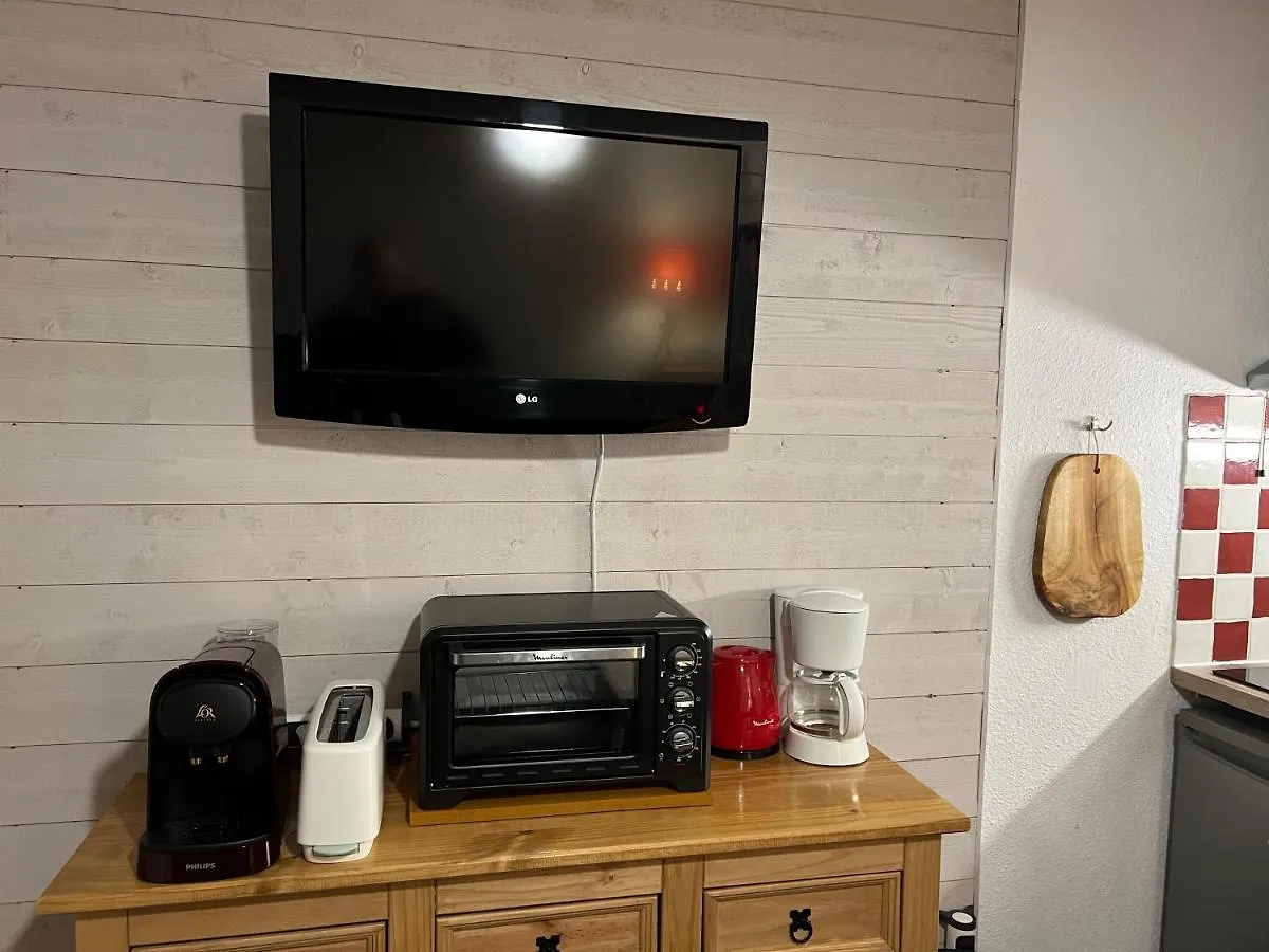 Apartament Appartement St Francois Longchamp. Saint-François-Longchamp